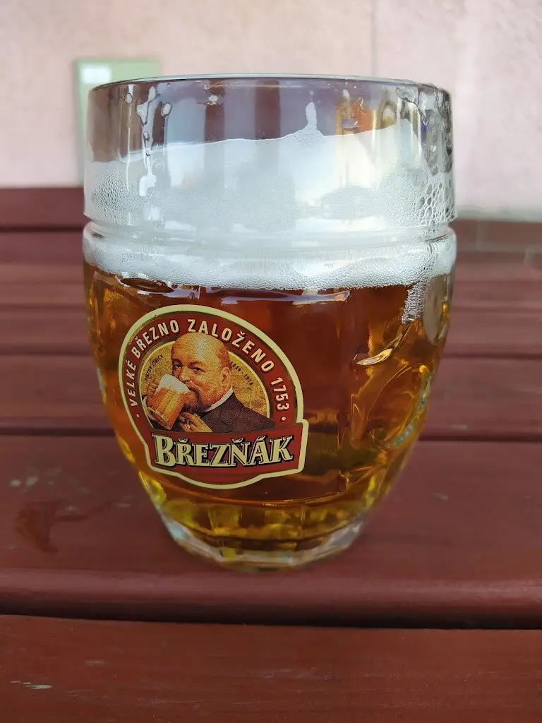 Restaurace Zatáčka_Zabrušany_slider_image_1