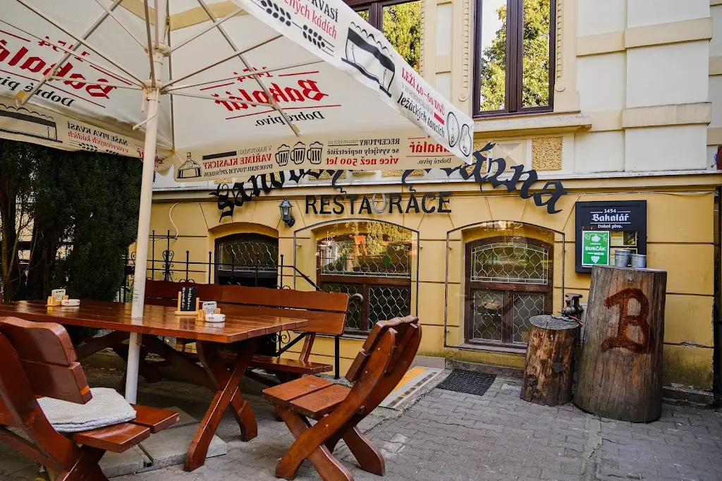 Restaurace Šanovská Kovárna ristorante a Zabrušany