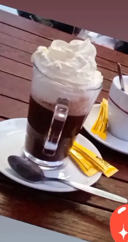 Neslihan Özçivit_Restaurace Perla_Zabrušany_review