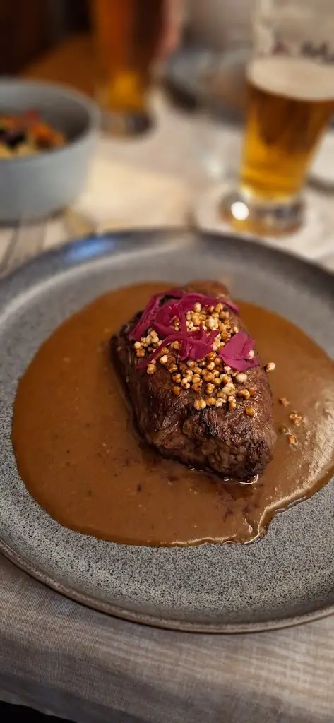 Zuzana Tvrdonova_Restaurace u Černého Janka_Bánov_review