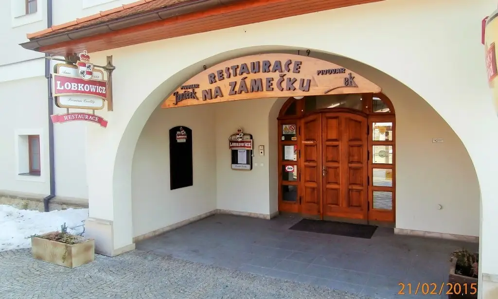 ZÁMEČEK STRÁNÍ_Bánov_slider_image_1