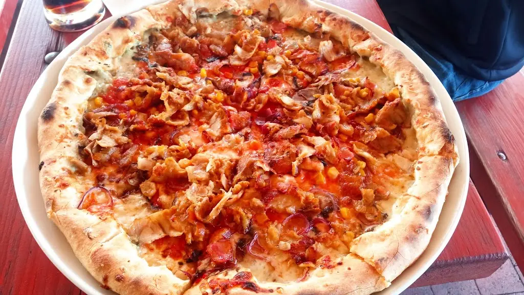 Neapol Pub Bánov_Bánov_slider_image_2