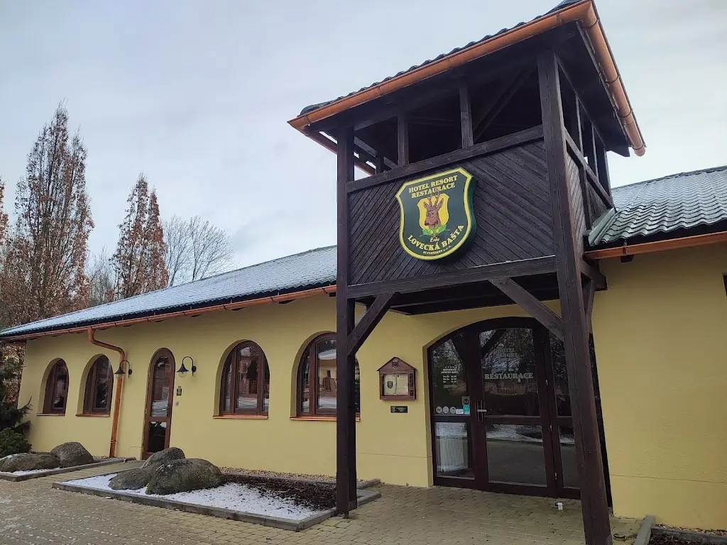 M. P._Hotel resort a restaurace Lovecká bašta_Strakonice_recensione