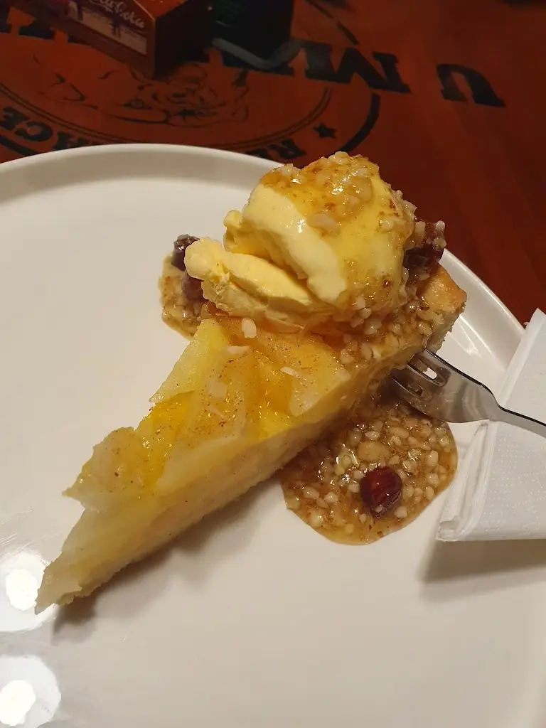 Clément Le Goff_U Medvěda_Žatec_review