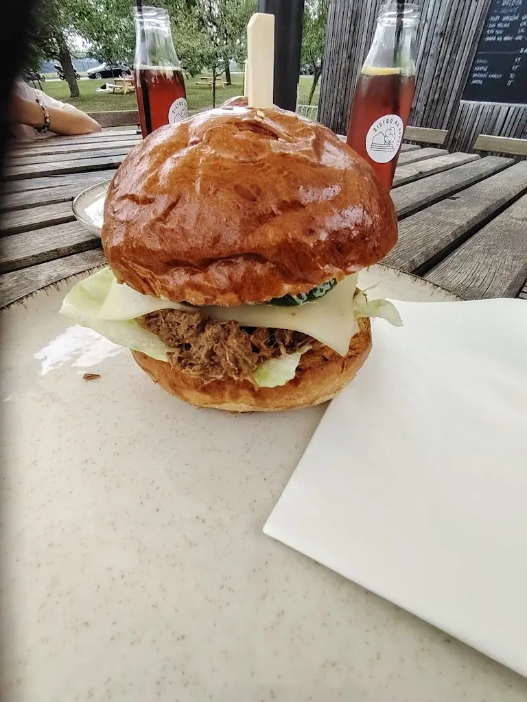 M V_Bistro Na Kopci_Bojkovice_review