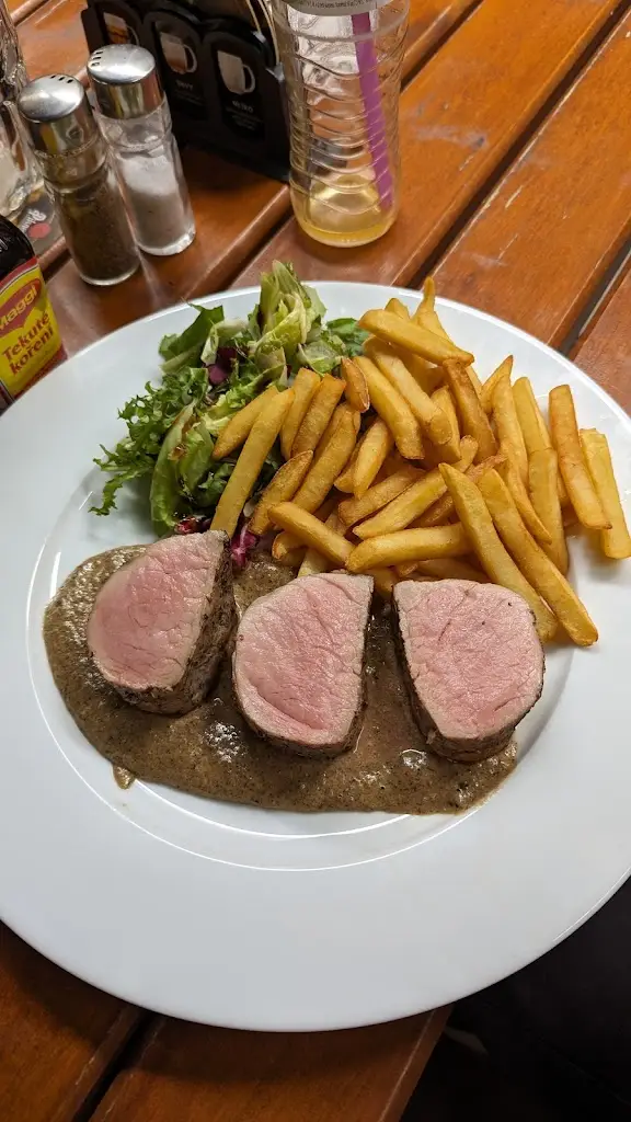 Dominick Koncek_Restaurace U Faustů_Roudnice nad Labem_review