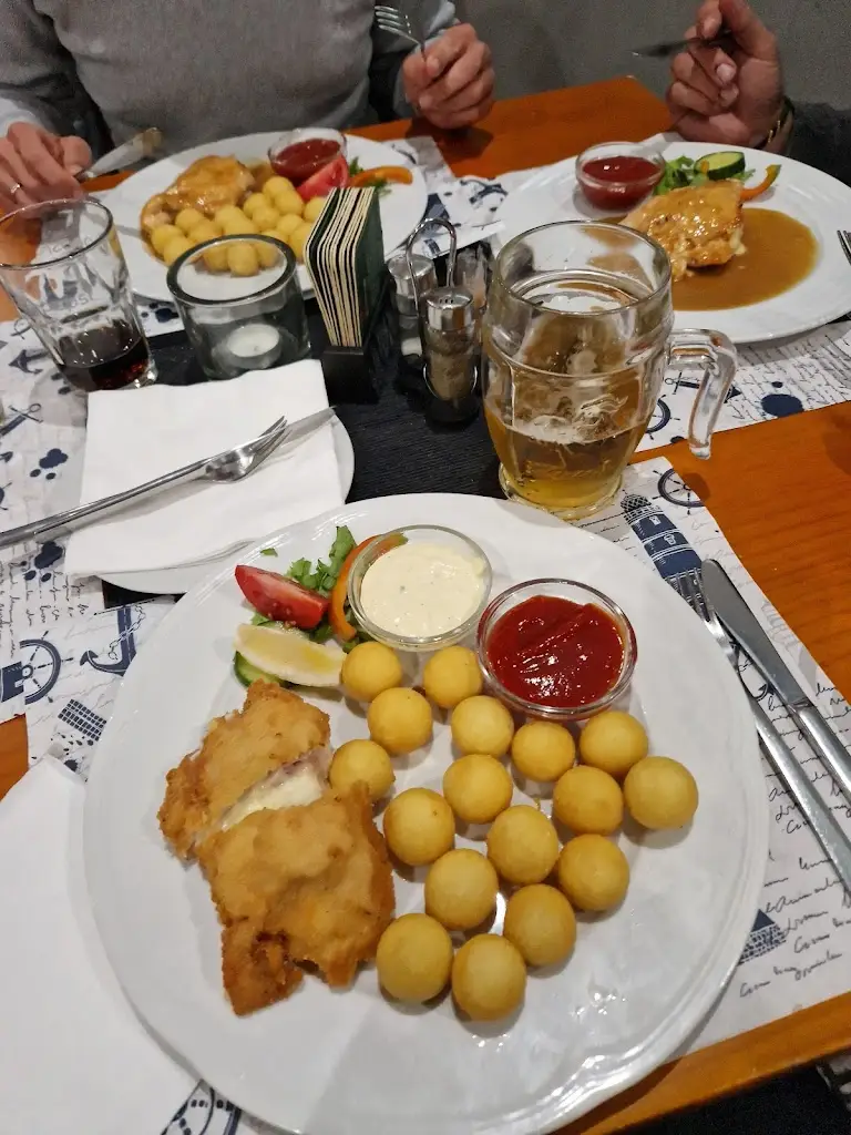 Restaurant Maják- Roudnice n / L_Roudnice nad Labem_slider_image_3