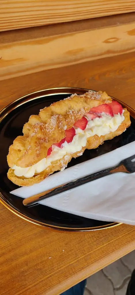 Adrian Dabek_Kafeta_Roudnice nad Labem_review