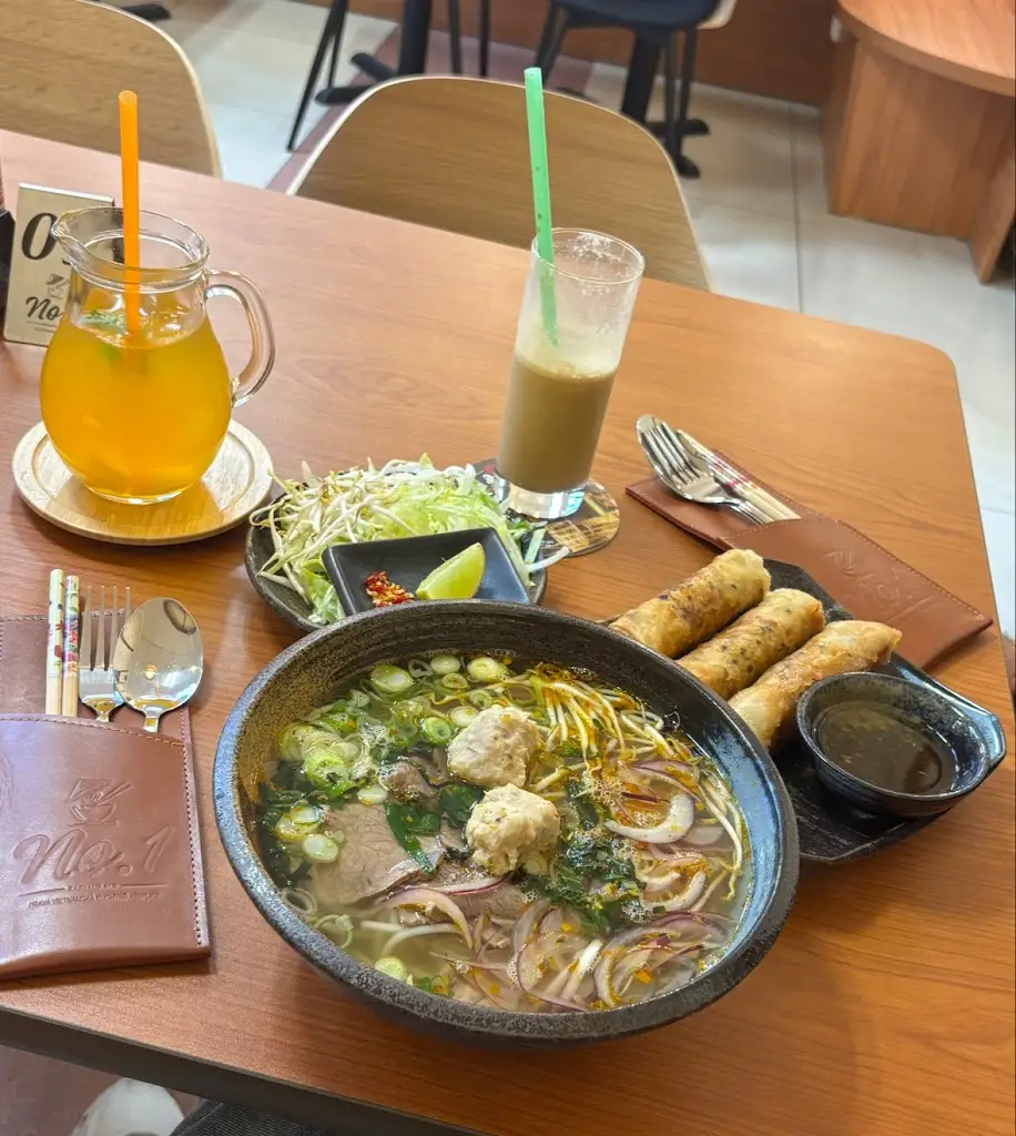 Tiny Nguyen_NO.1 - Teplice - Pravá Vietnamská Restaurace_Okres Teplice_recensione