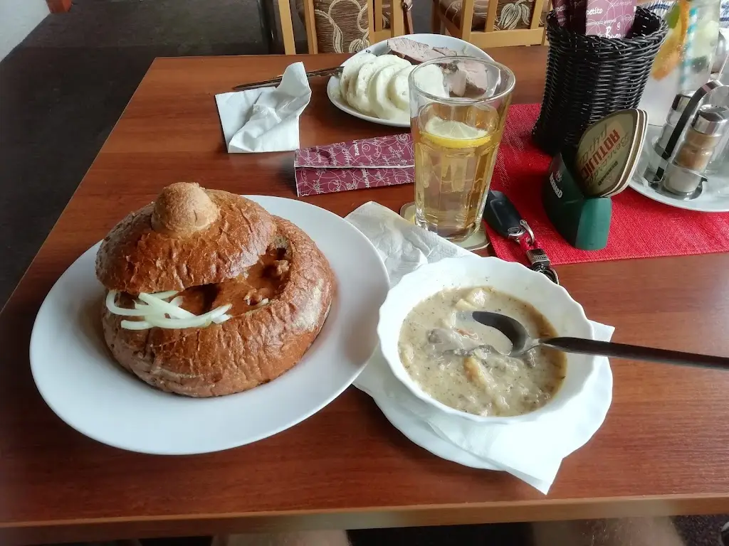 Mirek Paris_Restaurace Na Formance_Horní Lideč_review