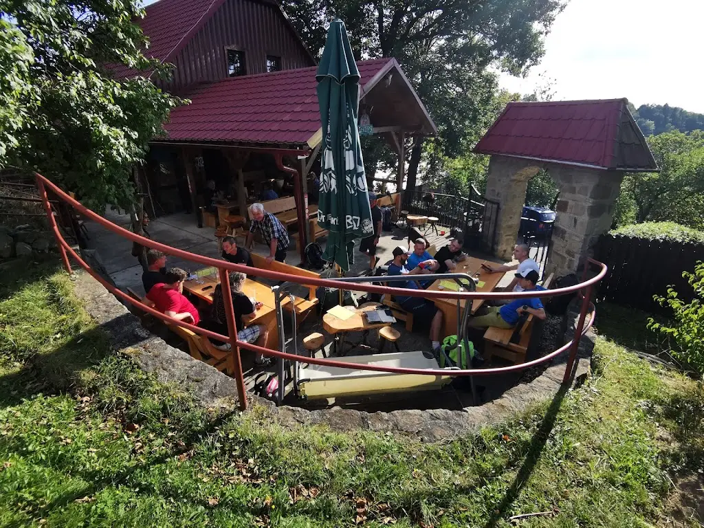 Karol Babcan_Restaurace 100-dola_Francova Lhota_review