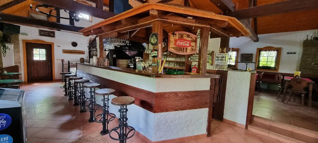 Restaurace 100-dola restaurant in Francova Lhota