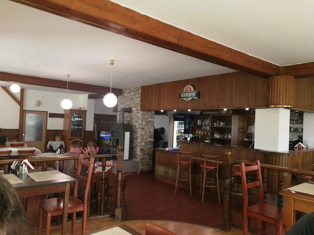 Restaurace Lepa restaurant in Fryšták