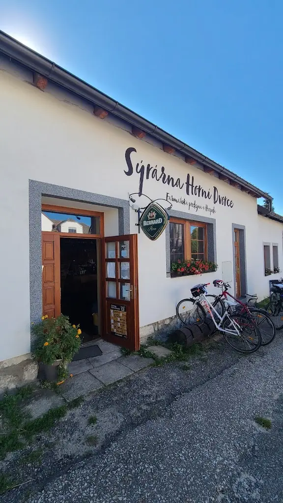 Sam_Statek Horní Dvorce - Hospůdka na statku / Stellpltazt / Caravan Parking_Strmilov_review