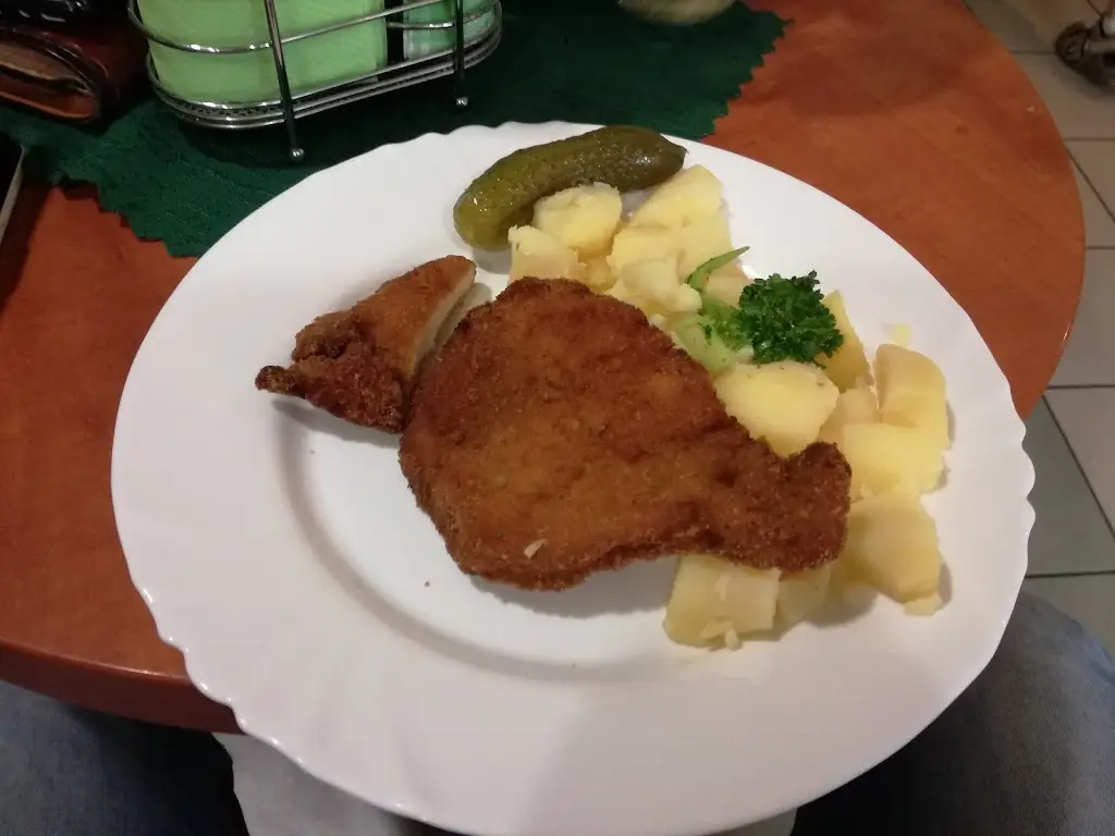 Restaurace Lípa_Hulín_slider_image_3