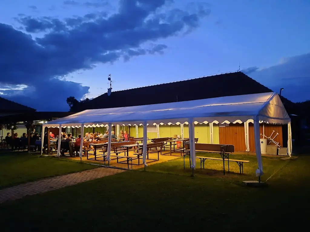 Zahrádka na Kurtech Hluk_Hluk_slider_image_2