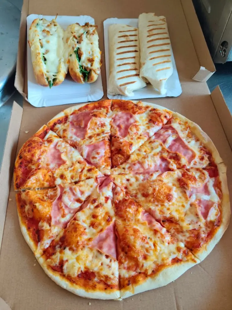 VosolTo Pizza_Strmilov_slider_image_2