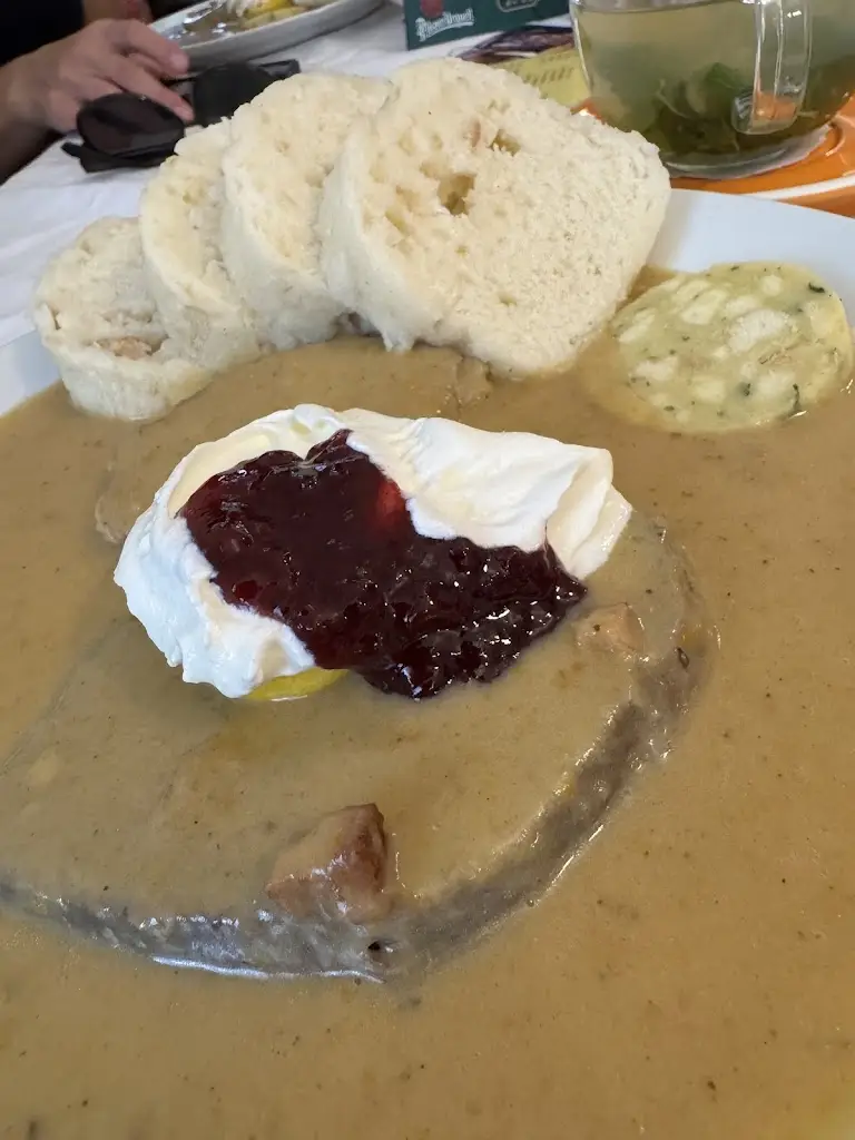 Menu_Restaurant at the Buchlovice Castle_Buchlovice_immagine_5