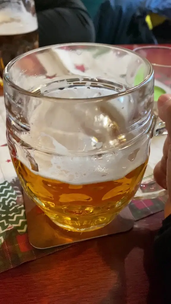 steph Lai_Restaurant a Bar Berchtold_Buchlovice_review