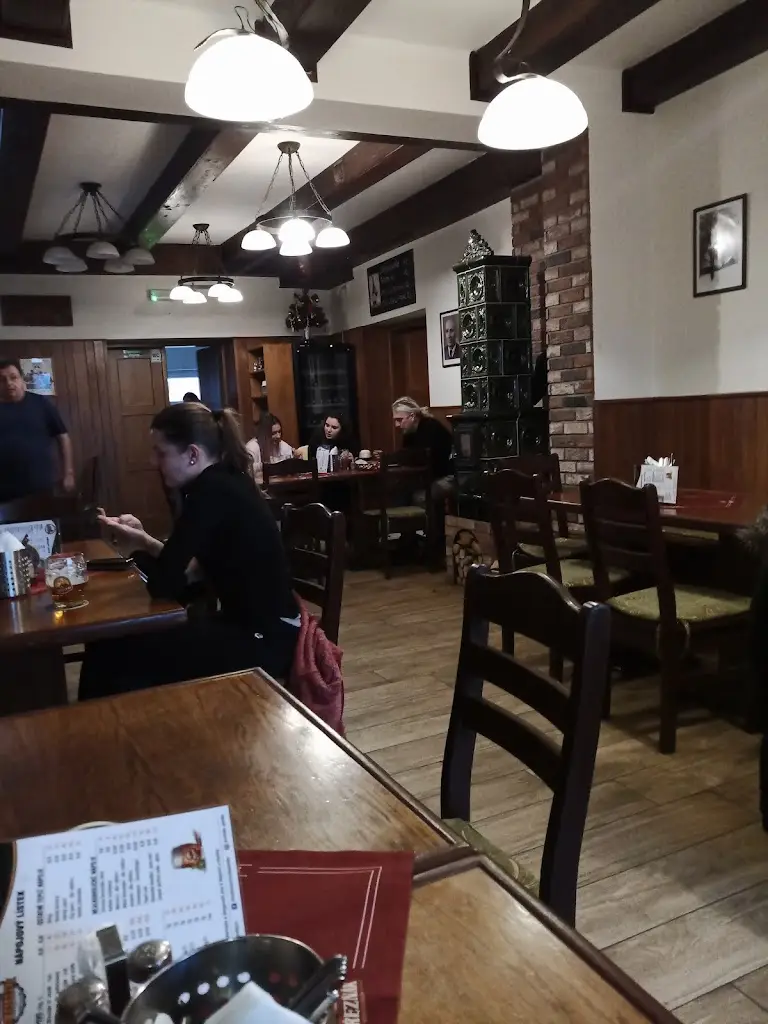 Vladimir Dorňák_Hostinec U Holáňů_Hošťálková_review