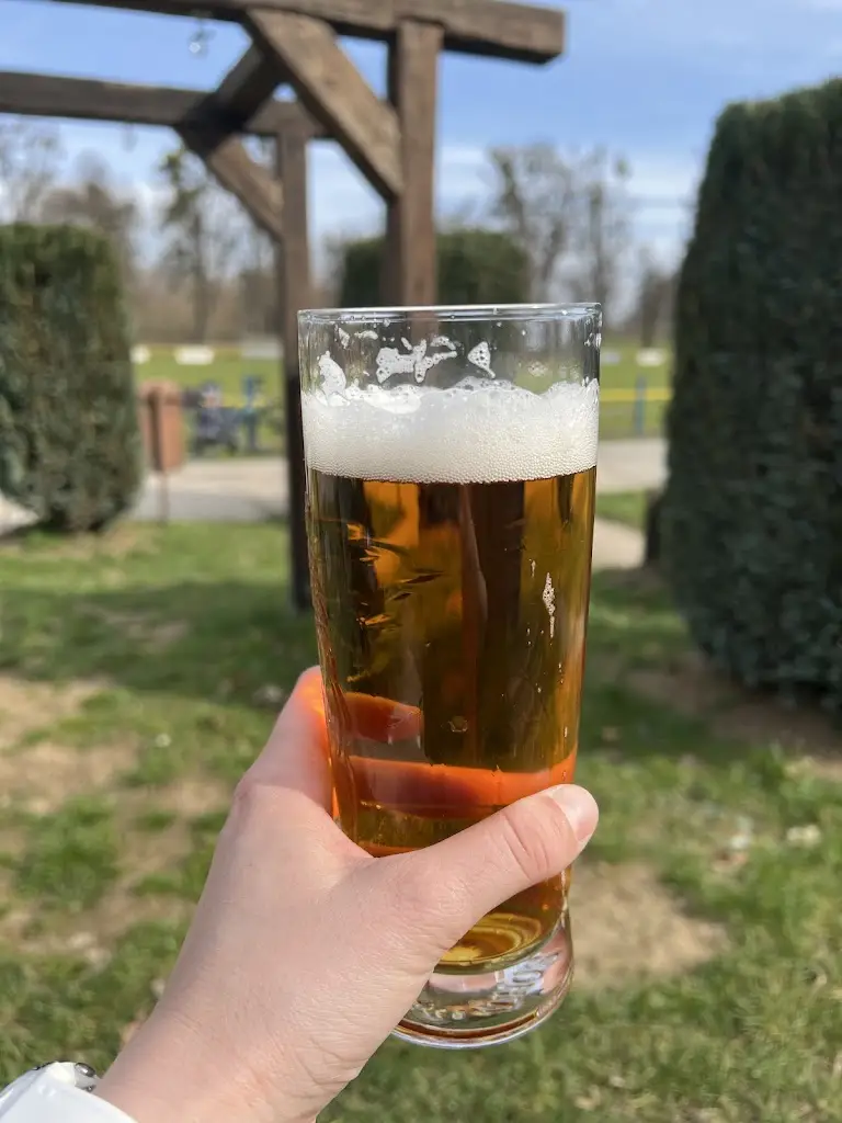 Restaurace Sport areál Kvasice_Kvasice_slider_image_3