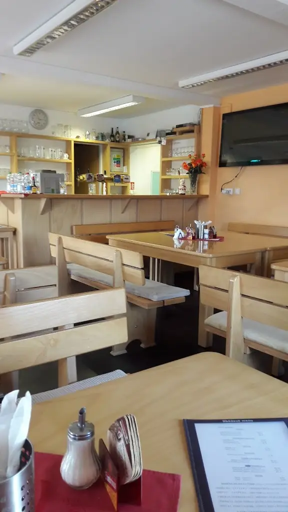 Bistro u Dědka restaurant in Nedakonice