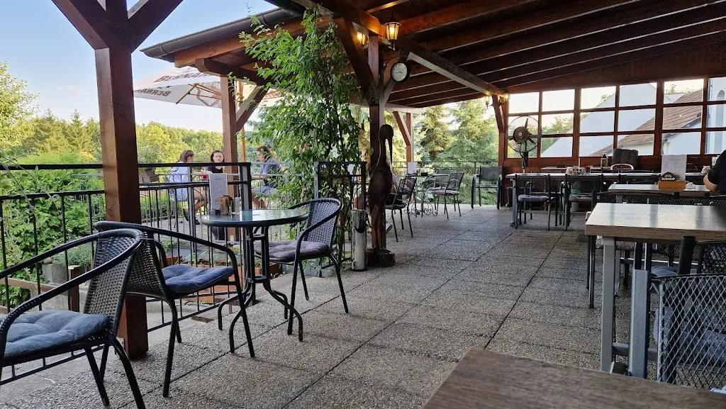 Hotel Savary restaurant in Nivnice