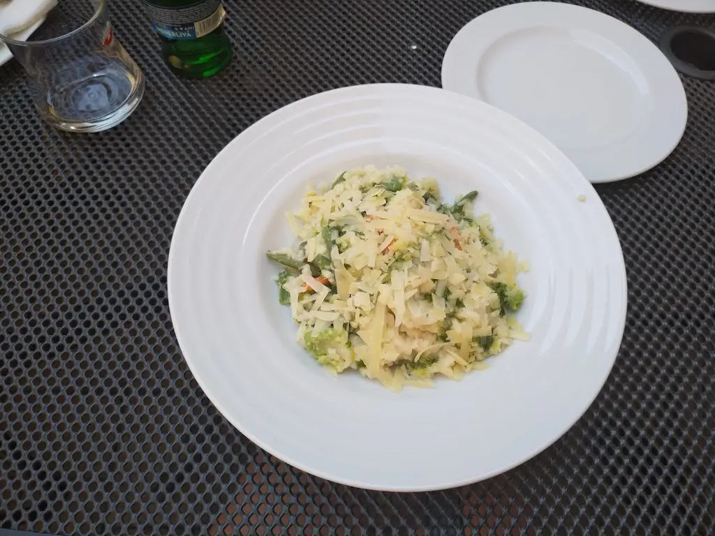 Luis Kabongo_Restaurace Pod starou knihovnou_Kroměříž_recensione