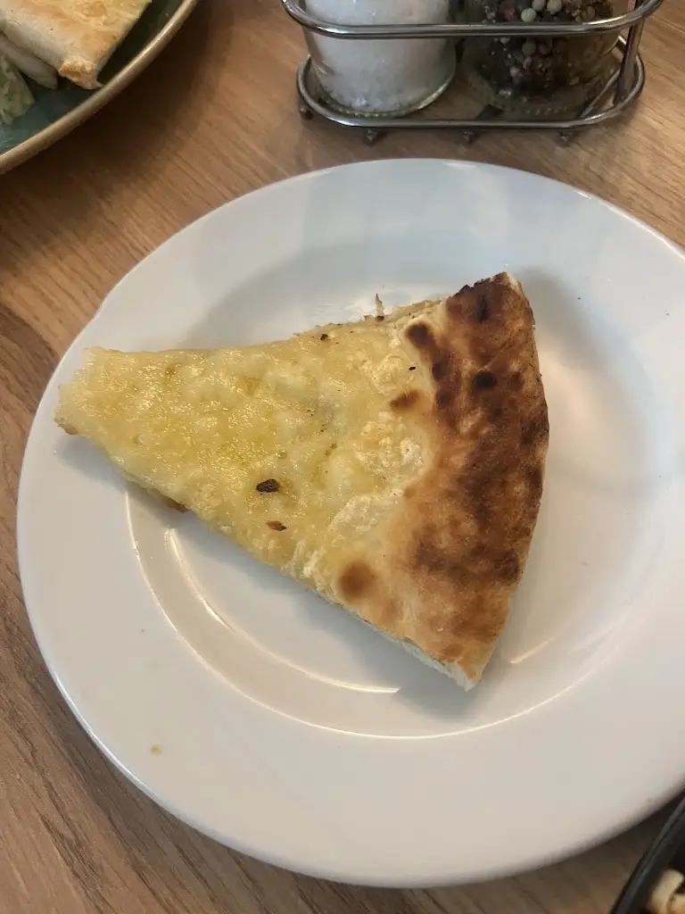 Pavel Leština_Cafe - Bar CINEMA_Suchdol nad Lužnicí_review