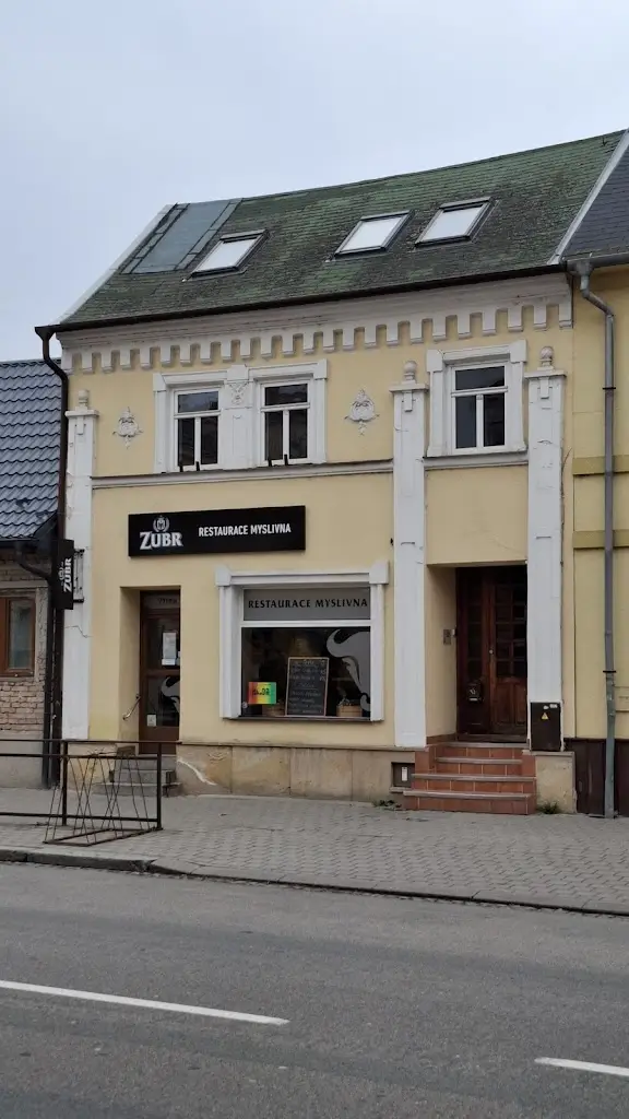 Restaurace Myslivna Kroměříž_Kroměříž_slider_image_3