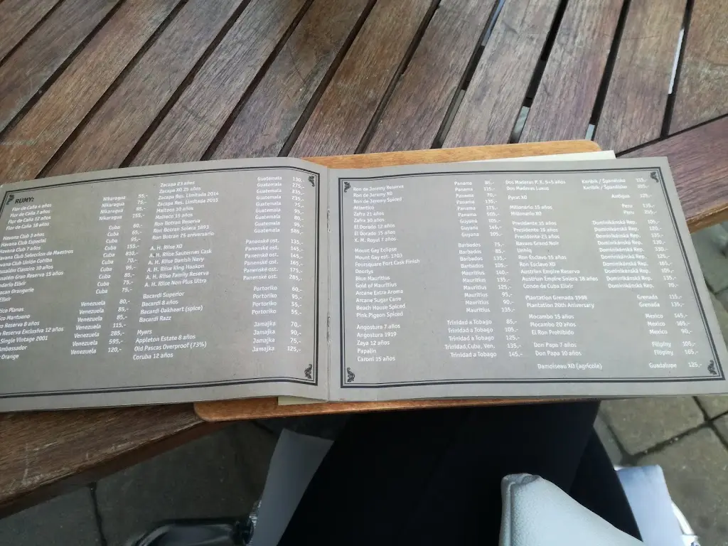 Menu_Academy cafe&cocktail bar_Kroměříž_image_2