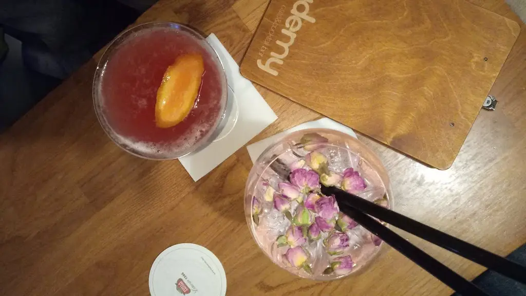 Marian Máří_Academy cafe&cocktail bar_Kroměříž_review