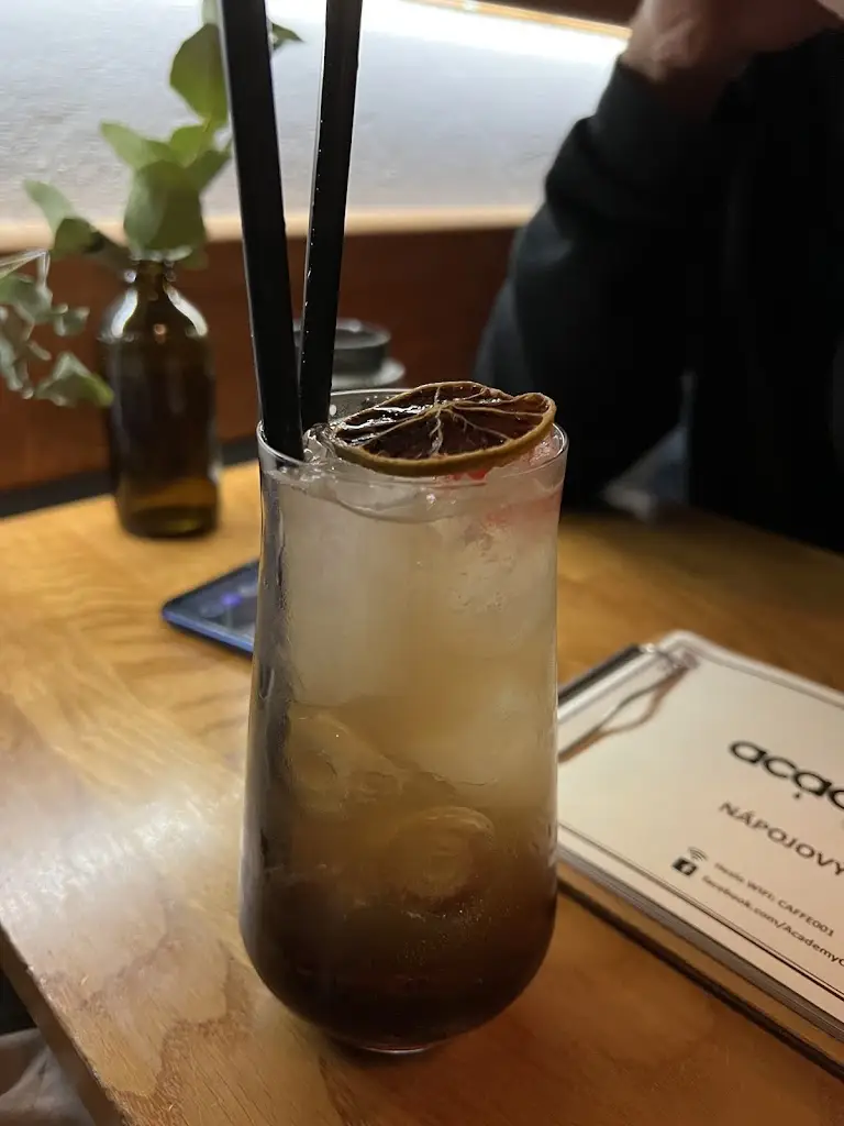 Academy cafe&cocktail bar_Kroměříž_slider_image_2