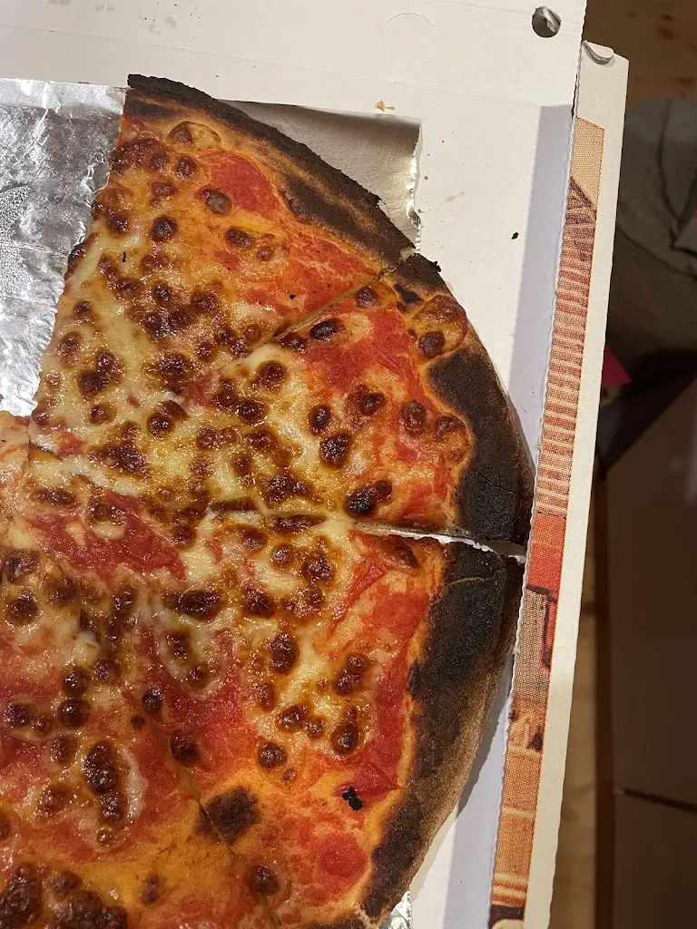 Shawn Bonneteau_Pizzerie u Zvonu_Nový Hrozenkov_review