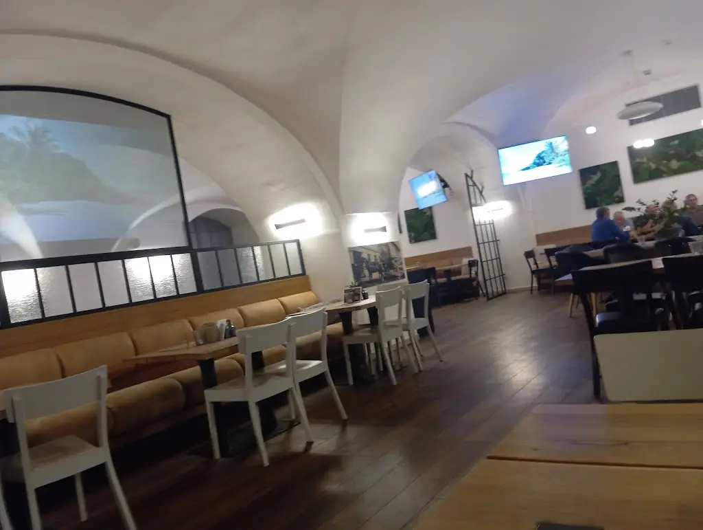 Restaurace Panský Pivovar_Holešov_slider_image_3