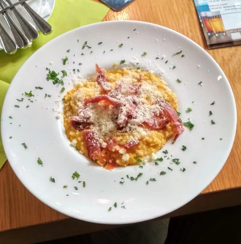 Menu_Restaurant at Black Chapel_Holešov_immagine_4