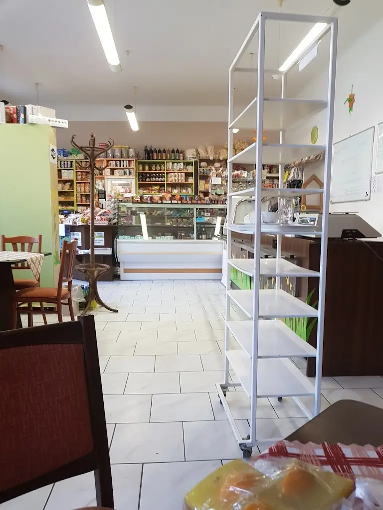 Vegetariánská restaurace a prodejna_Holešov_slider_image_2