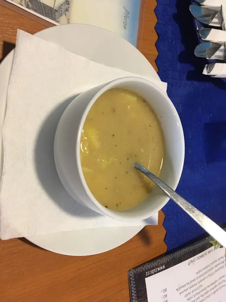 Martin Sobek_Bistro Labužník a catering_Holešov_review