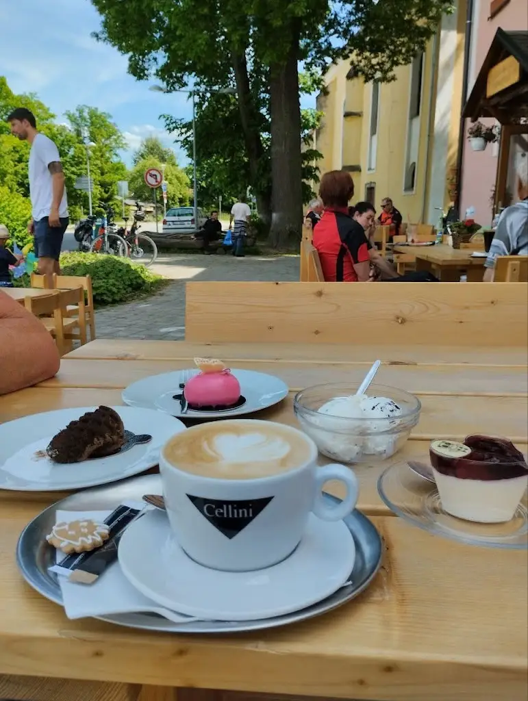 Dasa Babickova_U Růženky Cukrárna a Kavárna_Suchdol nad Lužnicí_review