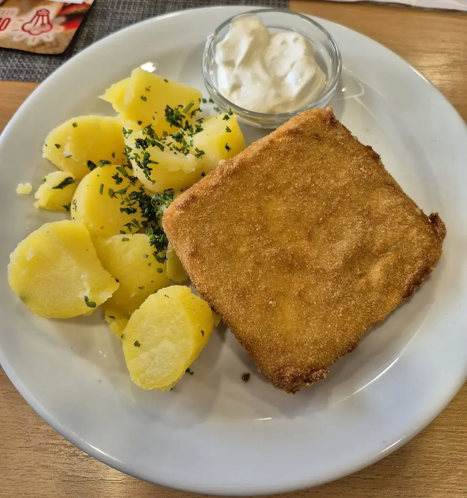 Obědy pro Vás - Jídelna DPS_Holešov_slider_image_2