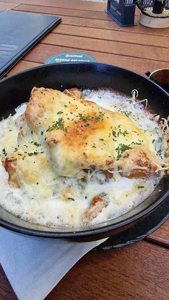 Matúš Basanda_Pizzerie Bludička Luhačovice_Luhačovice_review