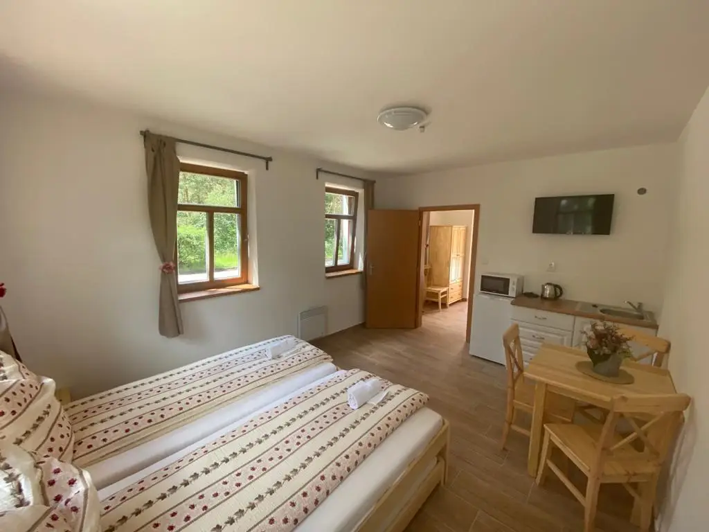 Camp Paris_Suchdol nad Lužnicí_slider_image_3