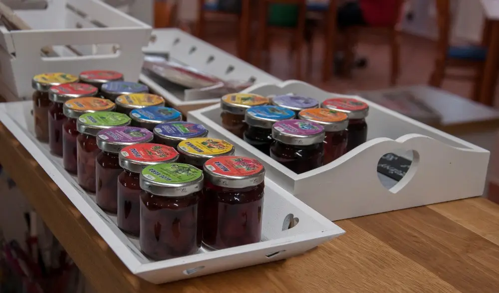 Divadelní restaurace a kavárna Luhačovice_Luhačovice_slider_image_2