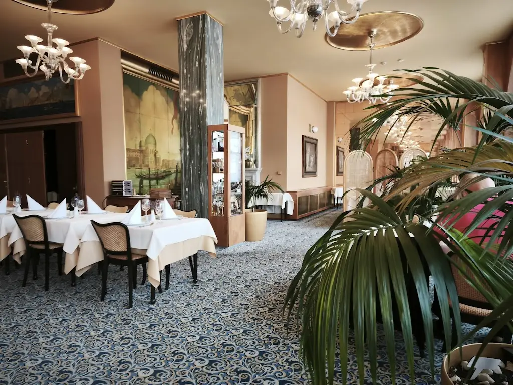Francouzská restaurace - ALEXANDRIA**** Spa & Wellness hotel restaurant in Luhačovice