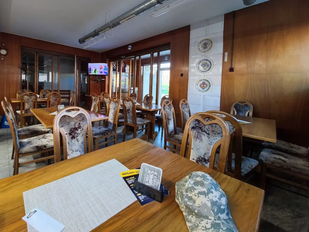 Pivnice KINO restaurant in Polešovice