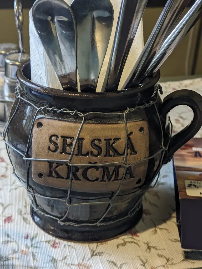 Lubor Kolářík_Selská Krčma Restaurant_Otrokovice_review