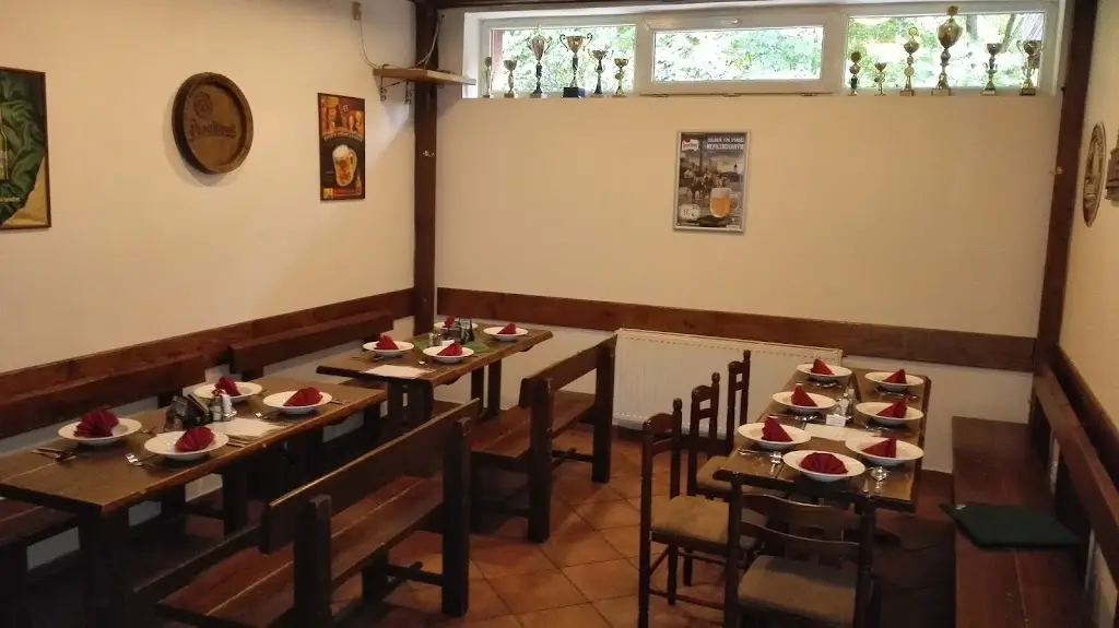Hospůdka U Zvona restaurant in Otrokovice