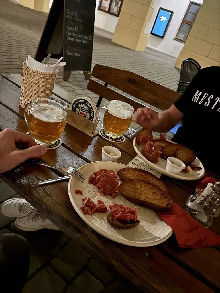 will smith_Radniční restaurace a pivotéka_Okres Kroměříž_review