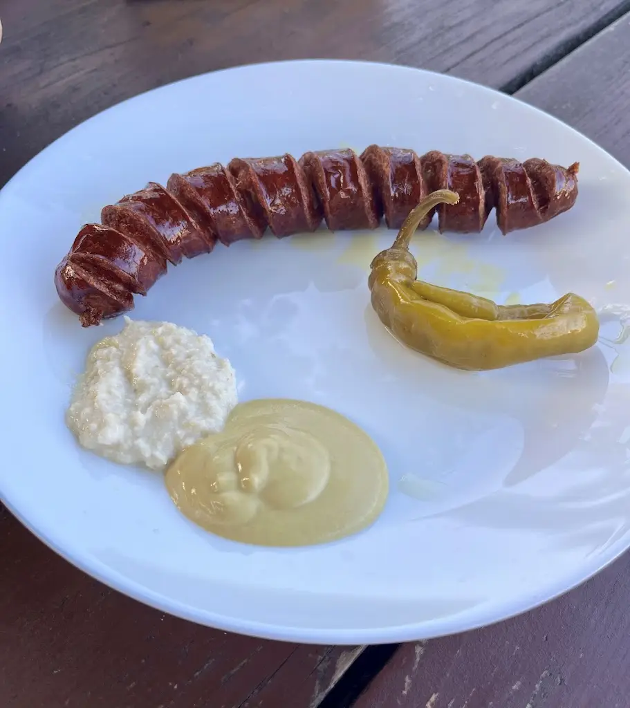 Václav Šojdel_Hostinec u Charvatu_Suchdol nad Lužnicí_review