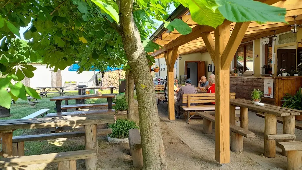 Hostinec u Charvatu_Suchdol nad Lužnicí_slider_image_3